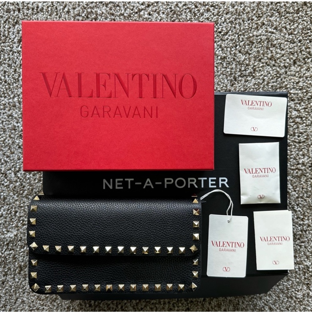 NEW IN BOX AUTHENTIC VALENTINO GARAVANI ROCKSTUD GRAINY CALFSKIN CHAIN
